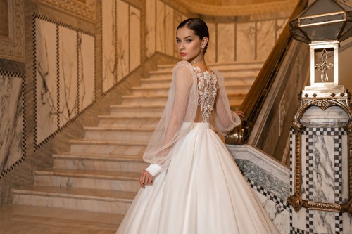 https://elisebride.ro/images/stories/virtuemart/product/8 Brielle       (4).jpg